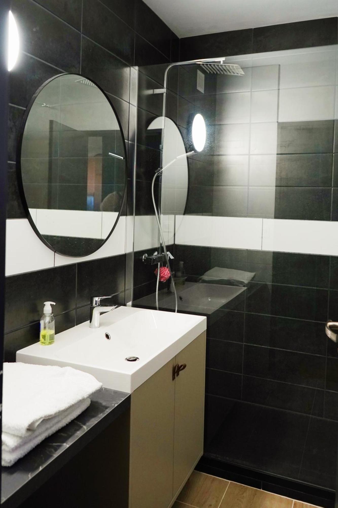 Apartement 2 Rooms Saint Louis - Euroairport - Basel - Train Station Экстерьер фото